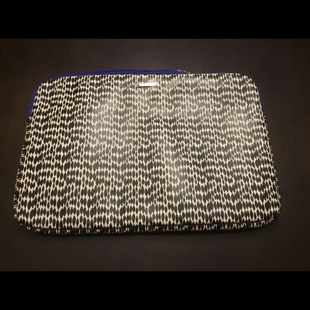 Stella & Dot Laptop Bag Black/ White